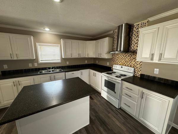 2016 Clayton Homes Inc Waycross Mobile Home