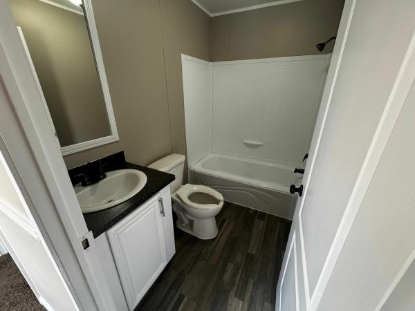 2016 Clayton Homes Inc Waycross Mobile Home