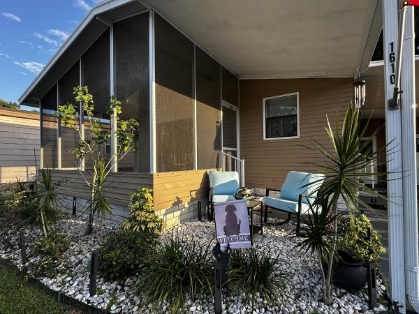 1989 Fleetwood Mobile Home For Sale