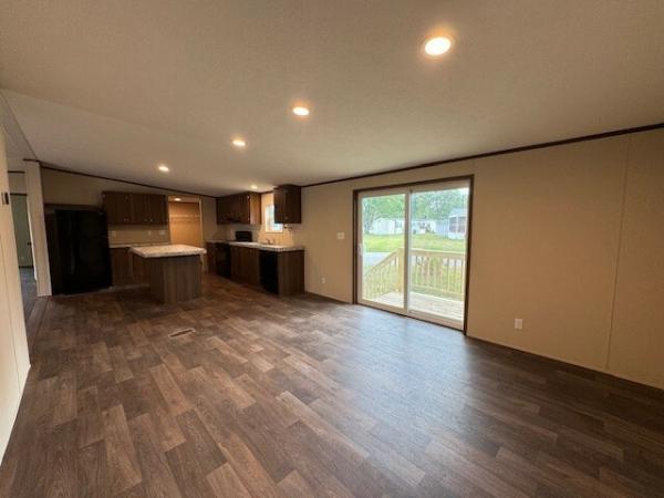 2025 Clayton Mobile Home
