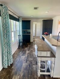 2018 OAK CREEK YES Y9-1676 Mobile Home