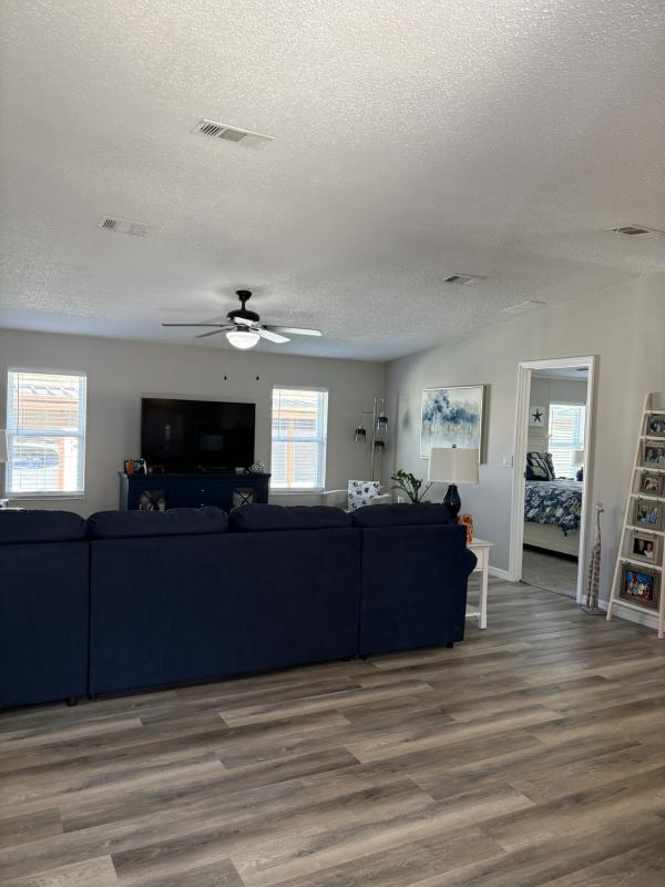 1998 Palm Harbor Mobile Home