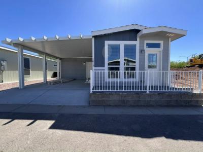 Photo 4 of 20 of home located at 2206 S Ellsworth Road Lot 101B Mesa, AZ 85209