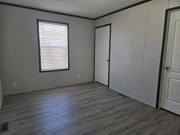 2020 Clayton - Wakarusa Mobile Home For Sale
