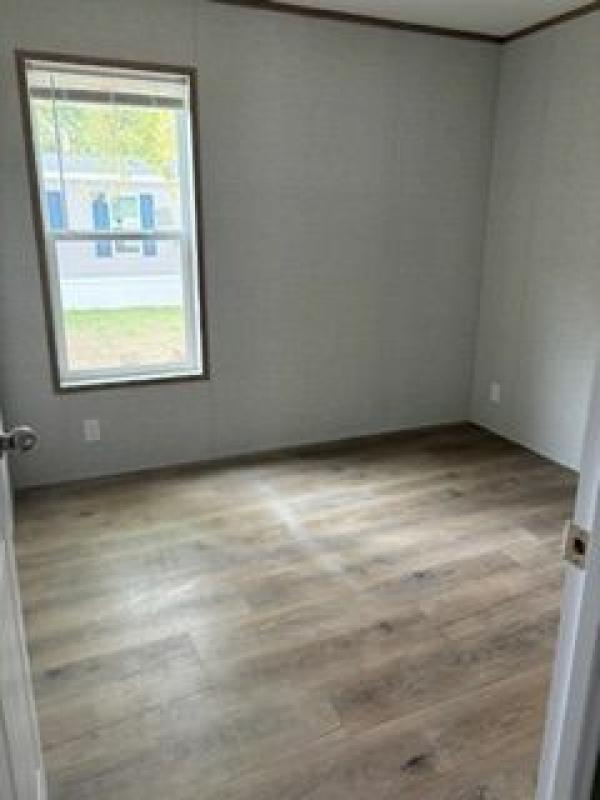 2025 Champion CHPR-2848H32P02 Mobile Home