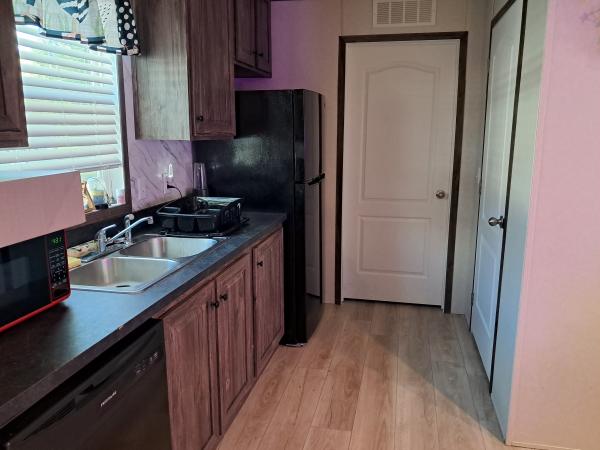 Photo 1 of 2 of home located at 1313 Steeplechase Drive Mansfield, OH 44906