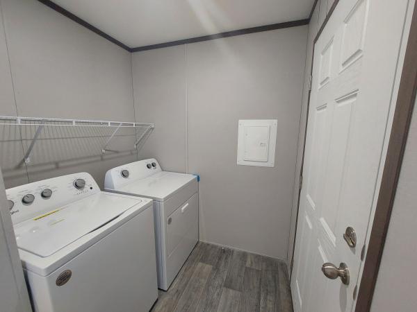 2022 Champion Redman Advantage II  Home