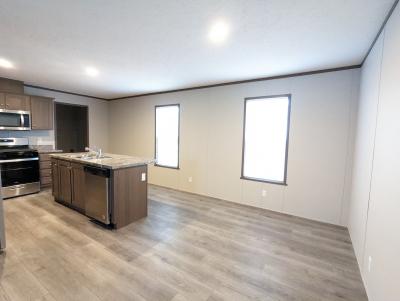 Photo 4 of 15 of home located at 660 Oregon Belleville, MI 48111