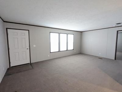 Photo 5 of 15 of home located at 660 Oregon Belleville, MI 48111