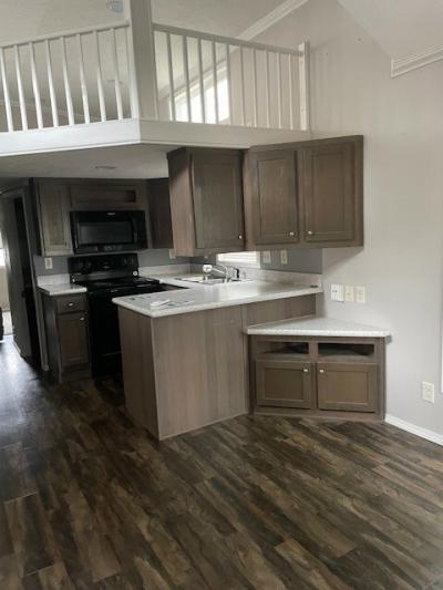 Photo 4 of 7 of home located at 1522 North 36th Street Van Buren, AR 72956