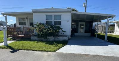 Photo 1 of 25 of home located at 203 Jay Avenue Lakeland, FL 33815