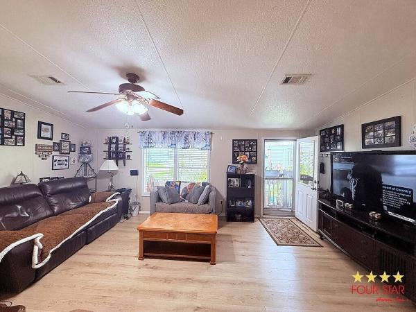 2001 DEER Mobile Home For Sale