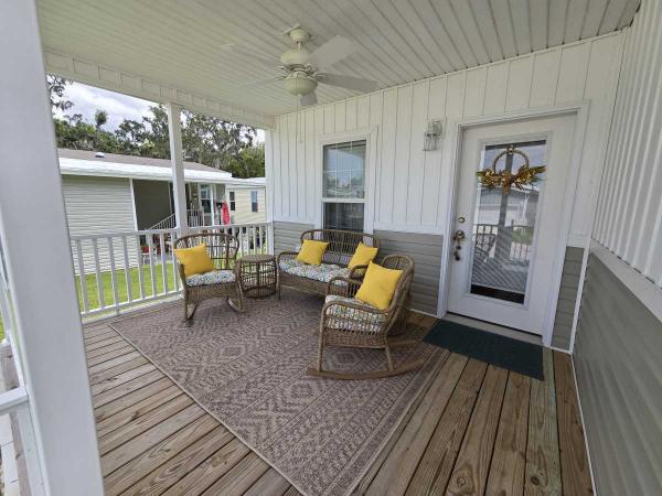 Photo 1 of 2 of home located at 7021 Bartlett Ct. Ellenton, FL 34222