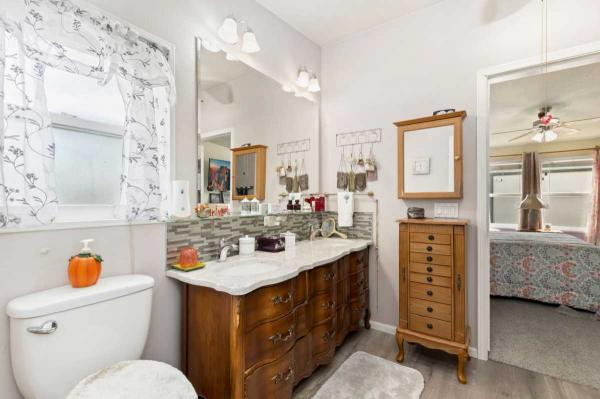 2009 Clayton Homes Mobile Home For Sale