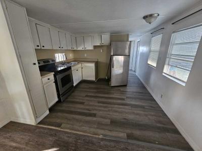 Photo 4 of 27 of home located at 3035 66th Ave N Saint Petersburg, FL 33702