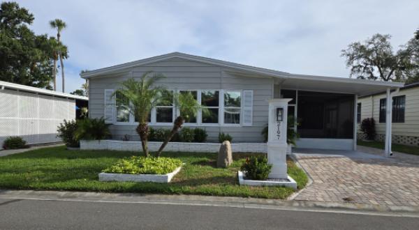 1988 BARR Manufactured Home