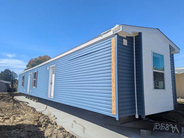 2025 Commodore Manufactured Home