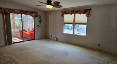 Photo 3 of 8 of home located at 2185 Easy St Palmetto, FL 34221