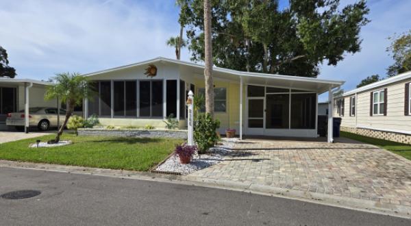 1988 BROO Manufactured Home