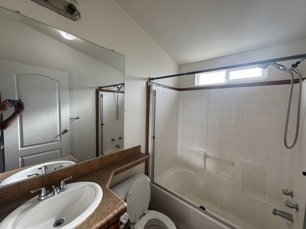 2008 Fleetwood  2522L Mobile Home