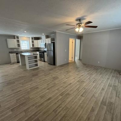 Photo 5 of 27 of home located at 27 Crestwood Drive #0004 Middletown, IN 47356