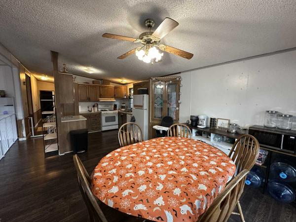 1988 CHAMPION Mobile Home For Sale