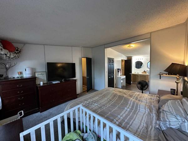 1988 CHAMPION Mobile Home For Sale