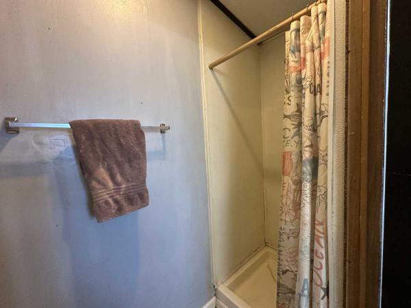 1988 CHAMPION Mobile Home For Sale