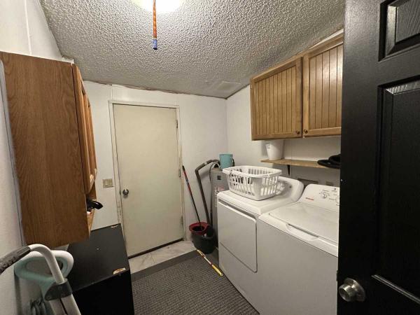 1988 CHAMPION Mobile Home For Sale