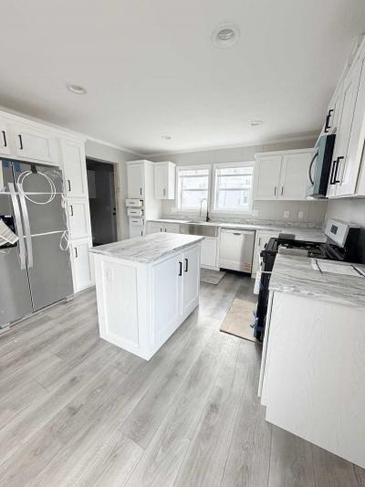 Photo 5 of 34 of home located at 4000 E 134th Street #1029 Chicago, IL 60633
