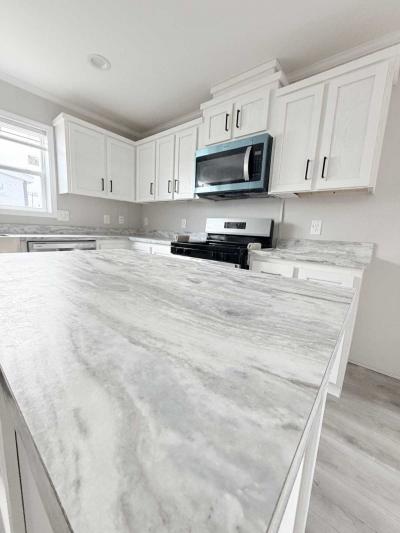 Photo 4 of 34 of home located at 4000 E 134th Street #1029 Chicago, IL 60633