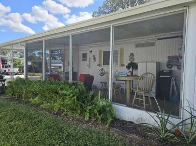 Photo 3 of 26 of home located at 9925 Ulmerton Rd., #507 Largo, FL 33771