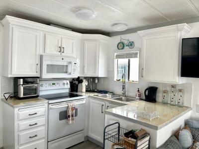 Photo 4 of 18 of home located at 8865 E Baseline Rd #431 Mesa, AZ 85209