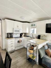 1988 Tahoe Park Model Mobile Home