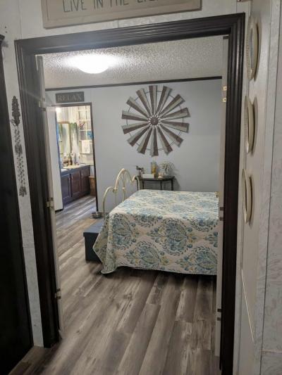 Photo 4 of 20 of home located at 2119 Musket Drive Navarre, FL 32566