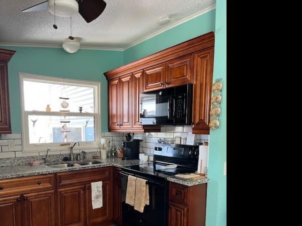 1987 Palm Harbor HS Mobile Home