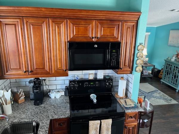 1987 Palm Harbor HS Mobile Home