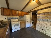 1985 Clayton Mobile Home