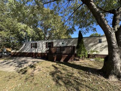 Photo 3 of 4 of home located at 272 Pinedale Dr Saint Charles, MO 63301
