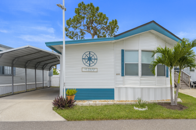 Photo 2 of 38 of home located at 11911 66th St.n Largo, FL 33773