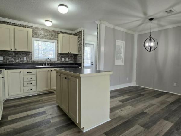 2021 Live Oak Homes Mobile Home For Sale