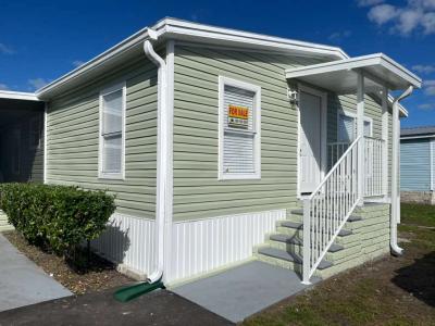 Photo 2 of 41 of home located at 14247 Acorn Ridge Drive Orlando, FL 32828