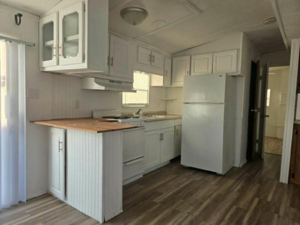 1984 HONE Mobile Home For Sale