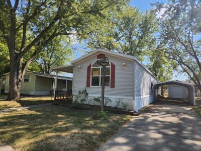 Photo 2 of 14 of home located at 10422 Aldora Miamisburg, OH 45342