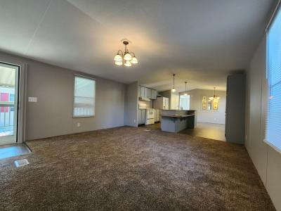 Photo 4 of 14 of home located at 10422 Aldora Miamisburg, OH 45342
