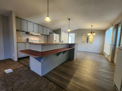 Photo 5 of 14 of home located at 10422 Aldora Miamisburg, OH 45342
