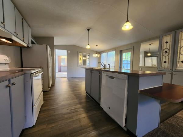 1999 DUTCHMAN Mobile Home For Sale