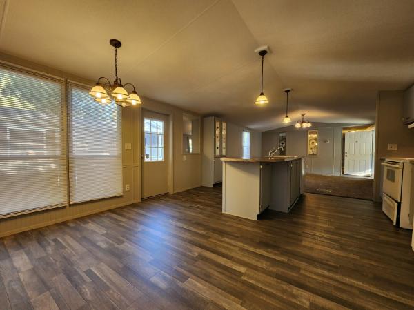1999 DUTCHMAN Mobile Home For Sale