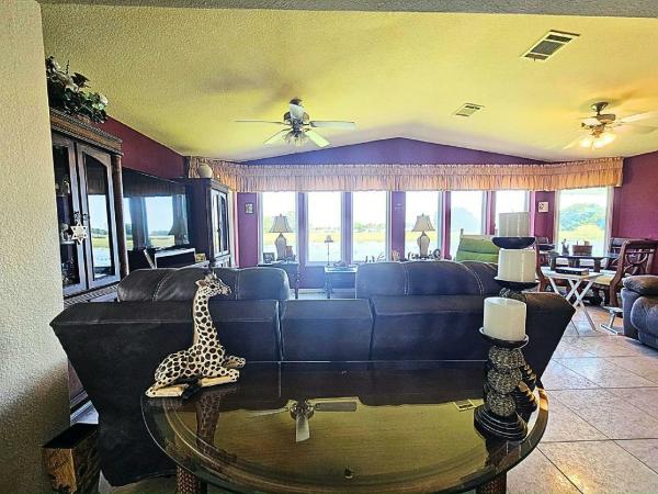 2004 SKYL Manufactured Home