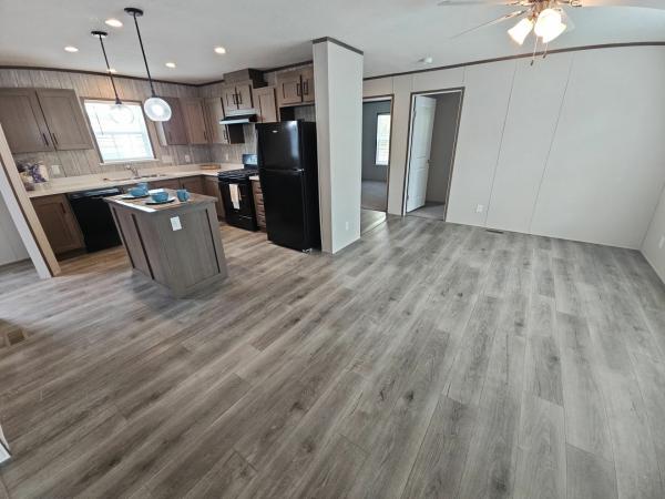 2025 Champion Home Builders, Inc. mobile Home